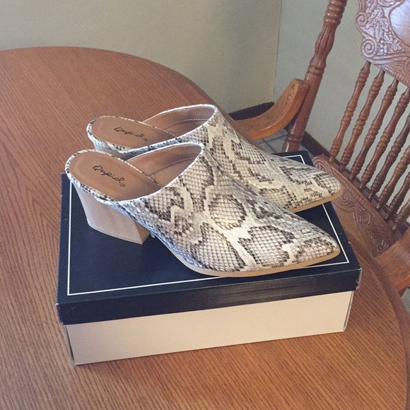 qupid snake mules